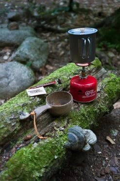 Monatauk Gnat Titanium Stove -Deals Outdoor Camping DSCF1094 1